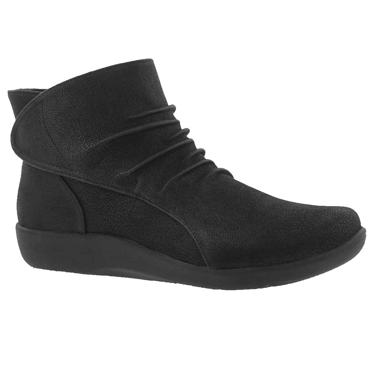 clarks women's sillian sway ankle bootie