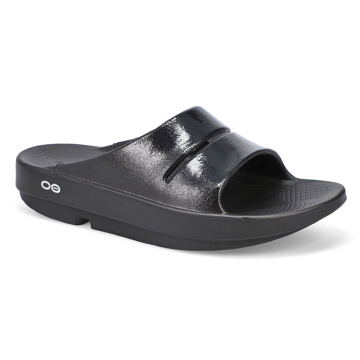 OOFOS Women's Ooahh Luxe Sandal - Black | SoftMoc.com