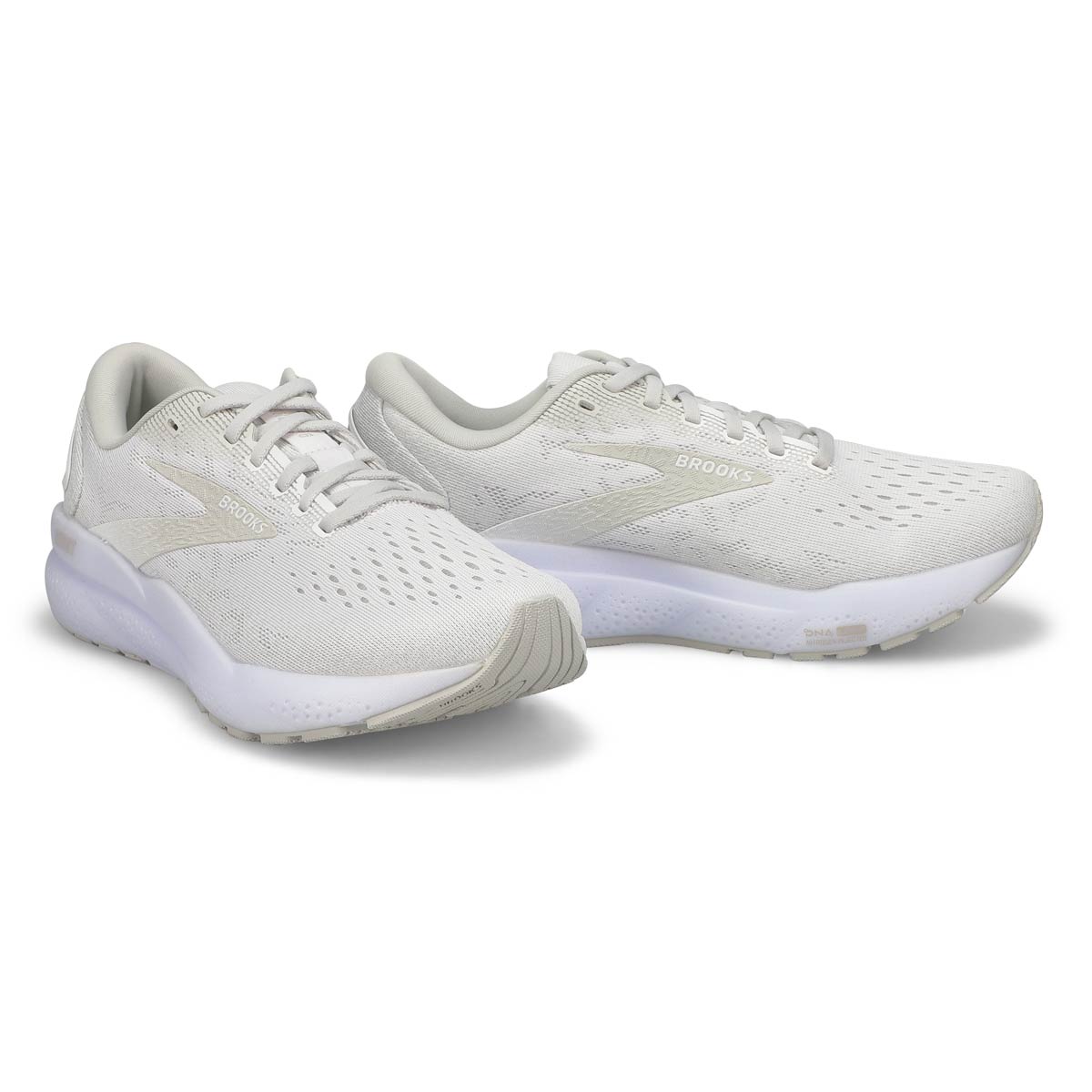 Women's Ghost 16 Lace Up Performance Sneaker - White/White