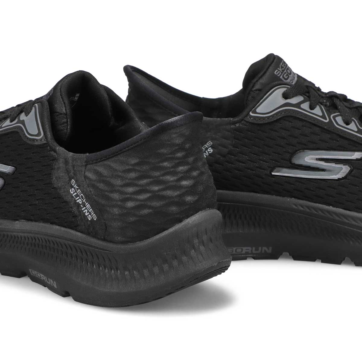 Black skechers go run hotsell