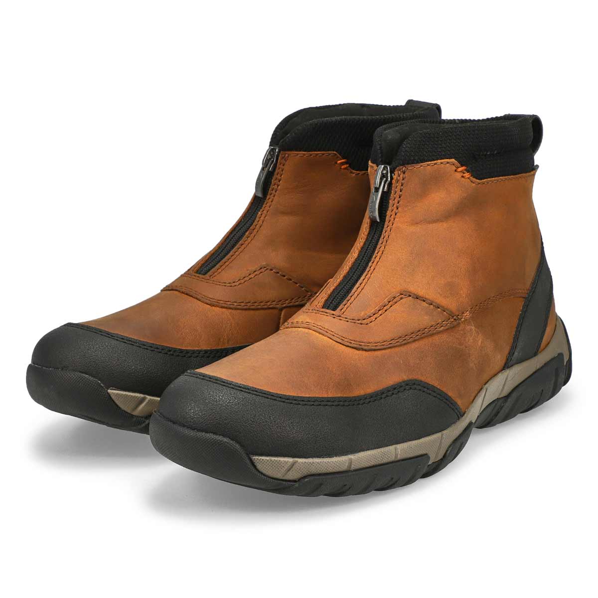Clarks Men's Grove Zip II Waterproof Boot - D | SoftMoc.com