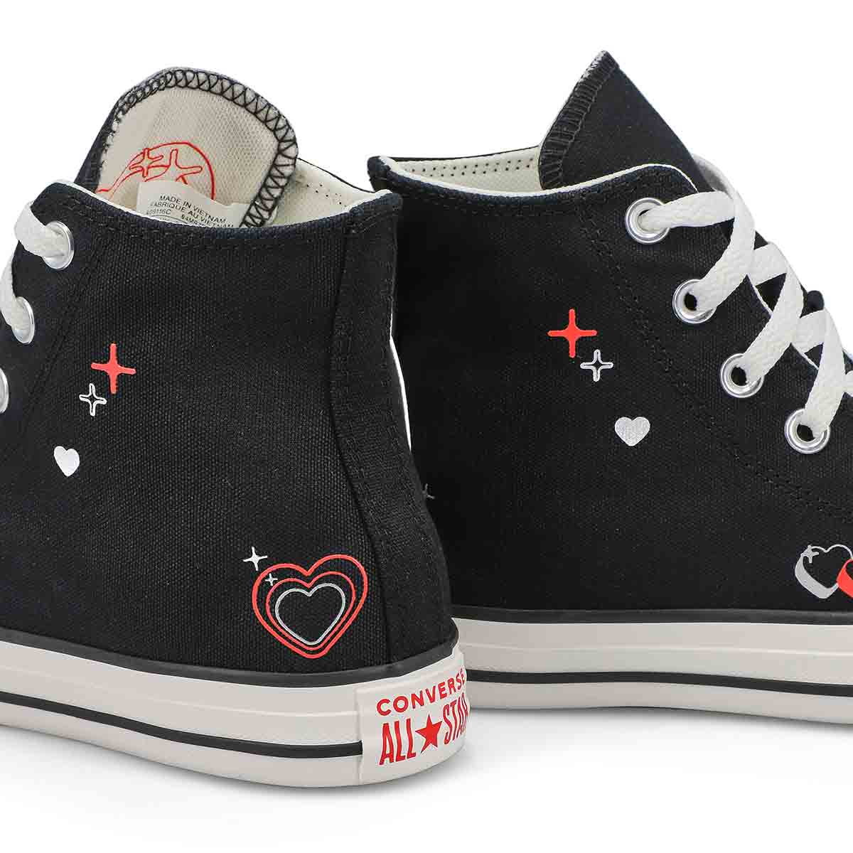 Chuck taylors best sale with hearts