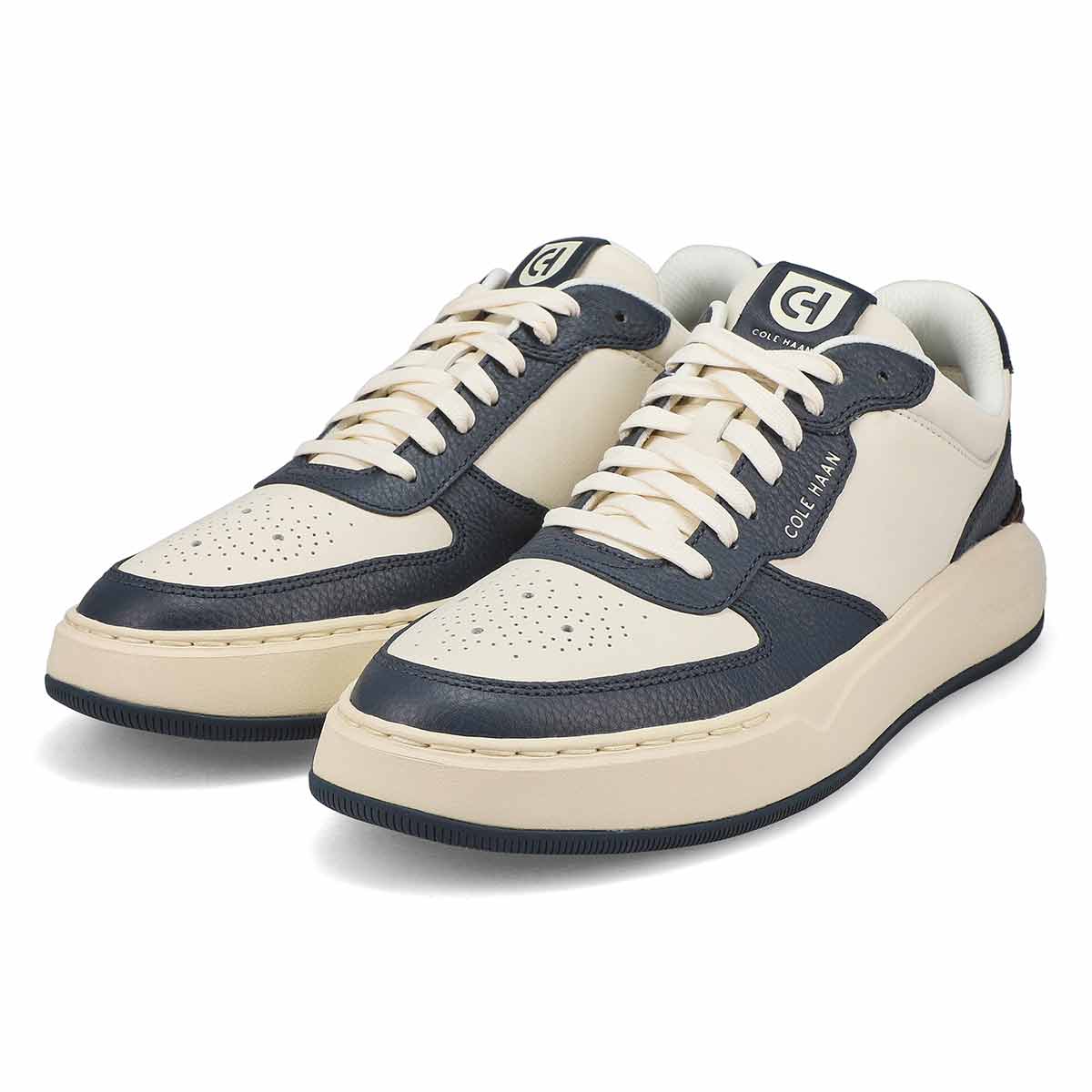 Men's Grandpro Crossover Casual Sneaker - White/Navy