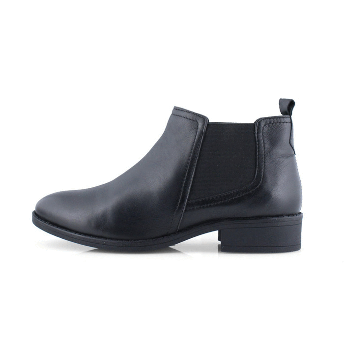 maddison boots soft moc