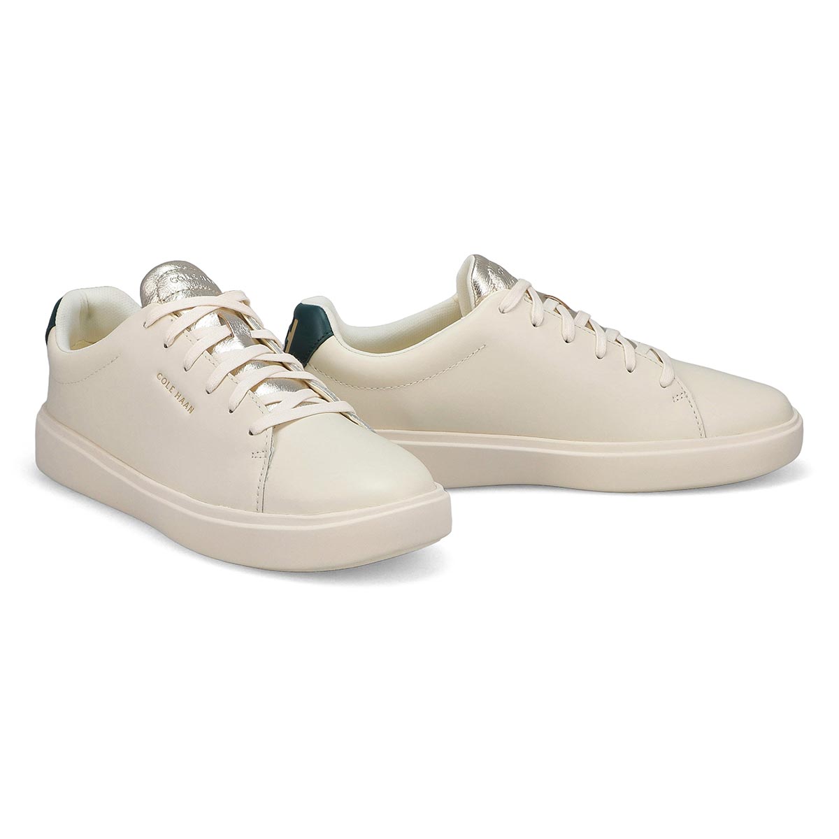 Women's Grand Crosscourt Traveler Casual Sneaker - Ivory/Ponderosa Pine/Soft Gold